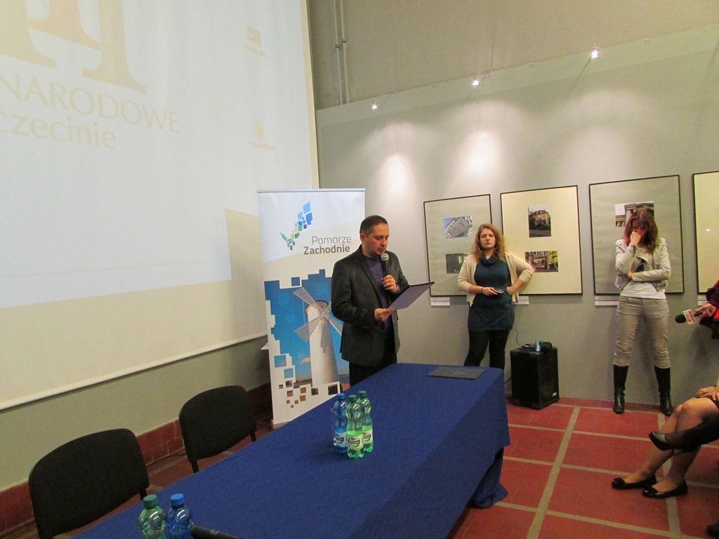 Pretekstem do spotkania, którego tematem był bunt młodych ludzi w latach 80., była 25. rocznica reaktywacji Niezależnego Zrzeszenia Studentów