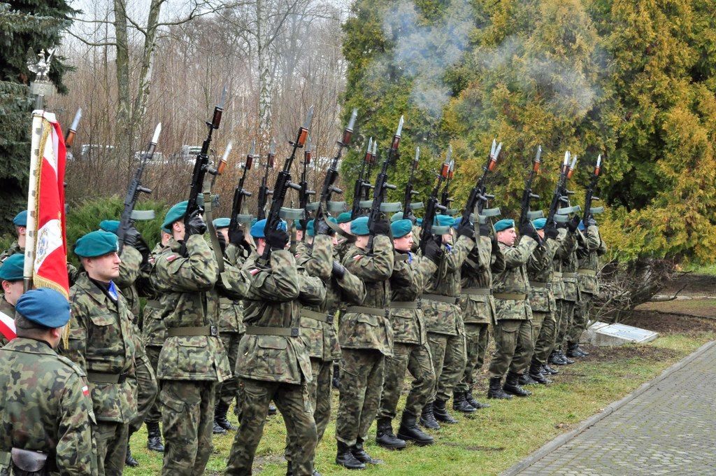 W Wałczu w środę 12 lutego br. odbyły się uroczystości z okazji 69. rocznicy przełamania Wału Pomorskiego. Zarząd Województwa Zachodniopomorskiego reprezentowała członek Zarządu Anna Mieczkowska.