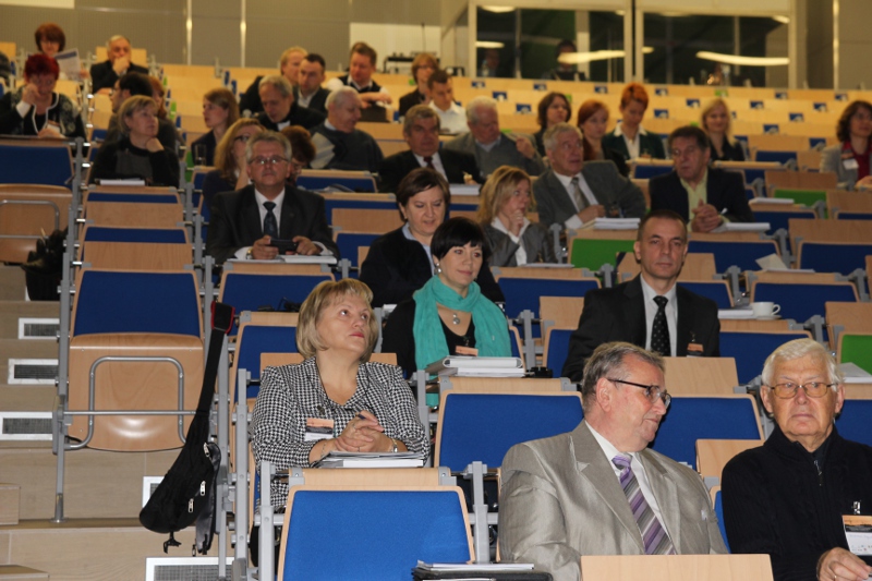 Uczestnicy konferencji podczas obrad. Widok na audytorium.