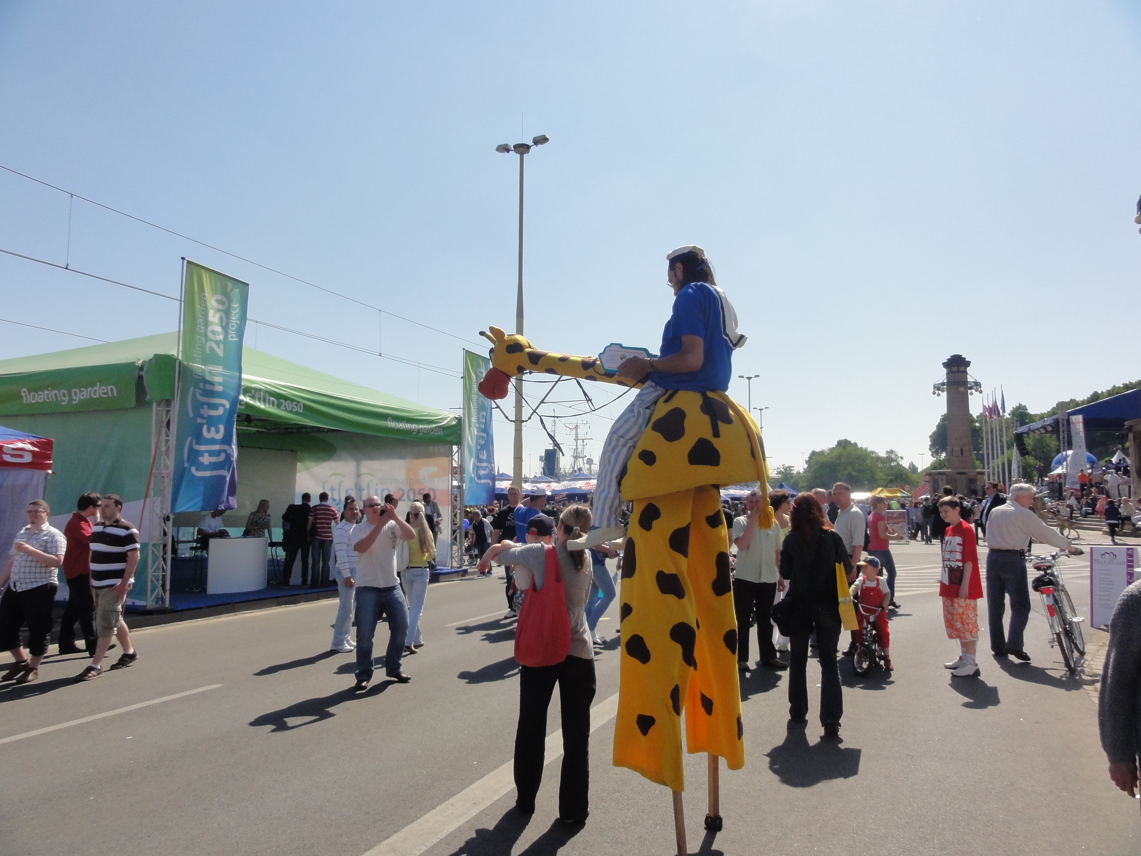 Atrakcje podczas 'Pikniku nad Odrą'.