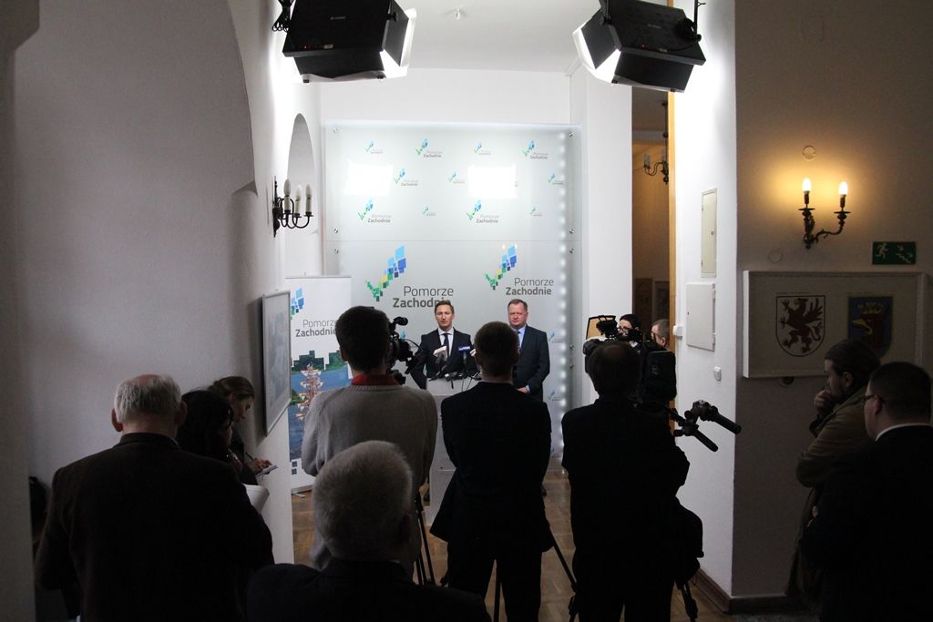 Temat inwestycji Volkswagena wzbudził duże zainteresowanie mediów.