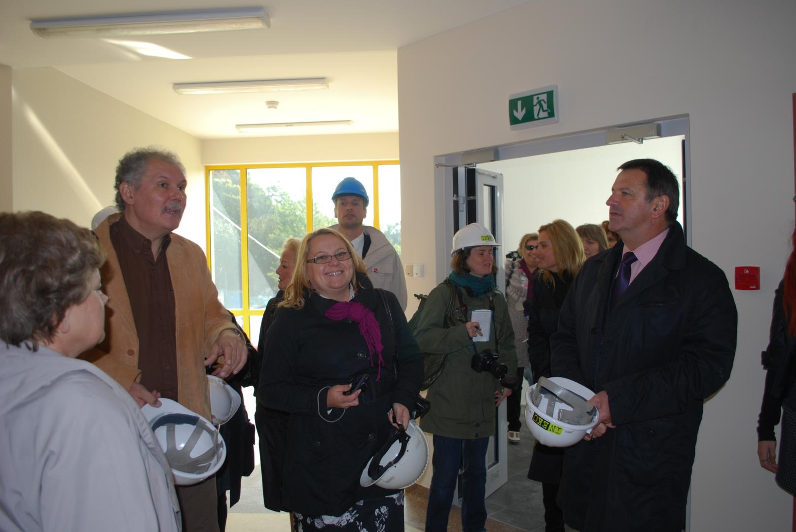 Szpital w Zdrojach. Radny Województwa Zachodniopomorskiego Andrzej Niedzielski dzieli się swoimi uwagami z marszałkiem Markiem Hokiem