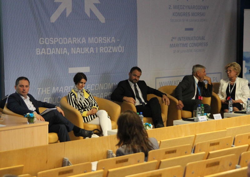 wicemarszałek Wojciech Drożdż, prezes Anna Dąbrowska, dyrektor Tomasz Abramowski, pełnomocnik Ryszard Kwidziński i prof. Czesława Christowa.