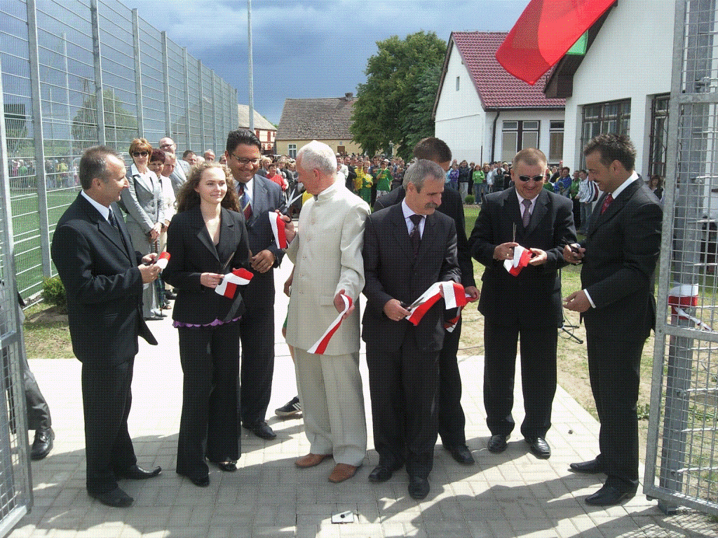 Uroczyste przecięcie wstęgi