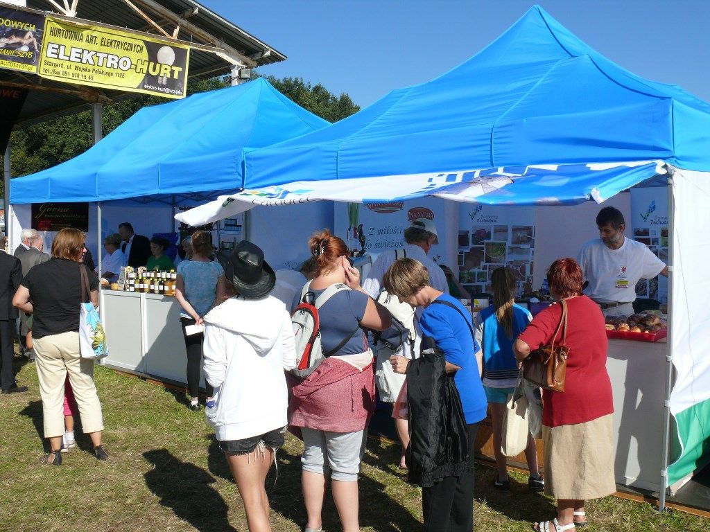 Największe targi rolne Pomorza Zachodniego za nami
Już po raz 26, w dniach 6-8 września 2013 r. w Barzkowicach odbyły się Targi Rolne „Agro Pomerania 2013”.