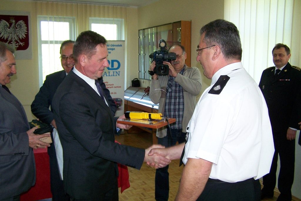 Przekazanie alkomatów w Koszalinie