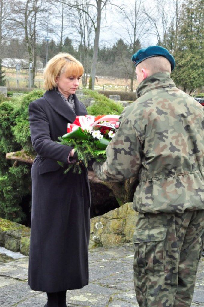 W Wałczu w środę 12 lutego br. odbyły się uroczystości z okazji 69. rocznicy przełamania Wału Pomorskiego. Zarząd Województwa Zachodniopomorskiego reprezentowała członek Zarządu Anna Mieczkowska.