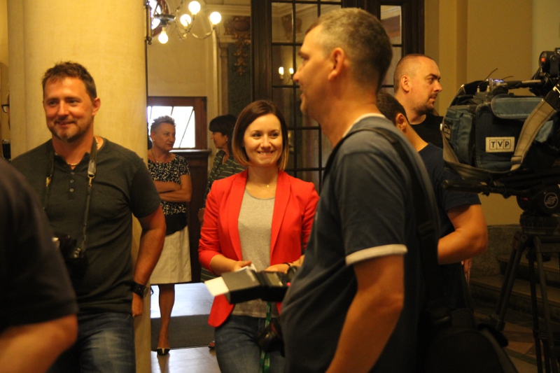 Skromna uroczystość spotkała się z życzliwym zainteresowaniem mediów.