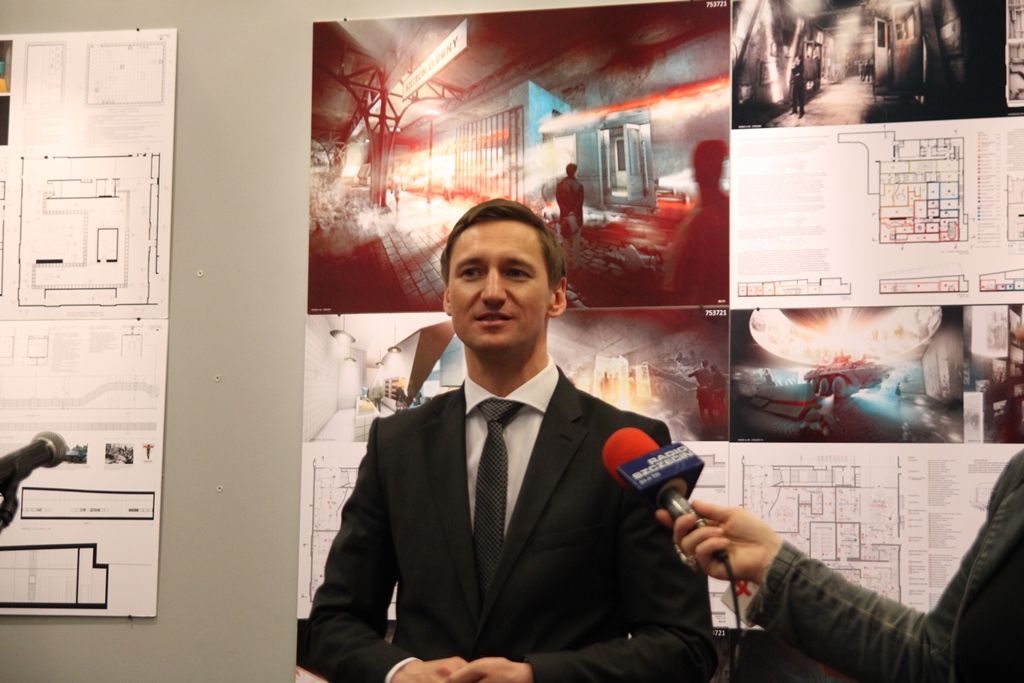 Marszałek Olgierd Geblewicz podczas rozstrzygnięcia konkursu.