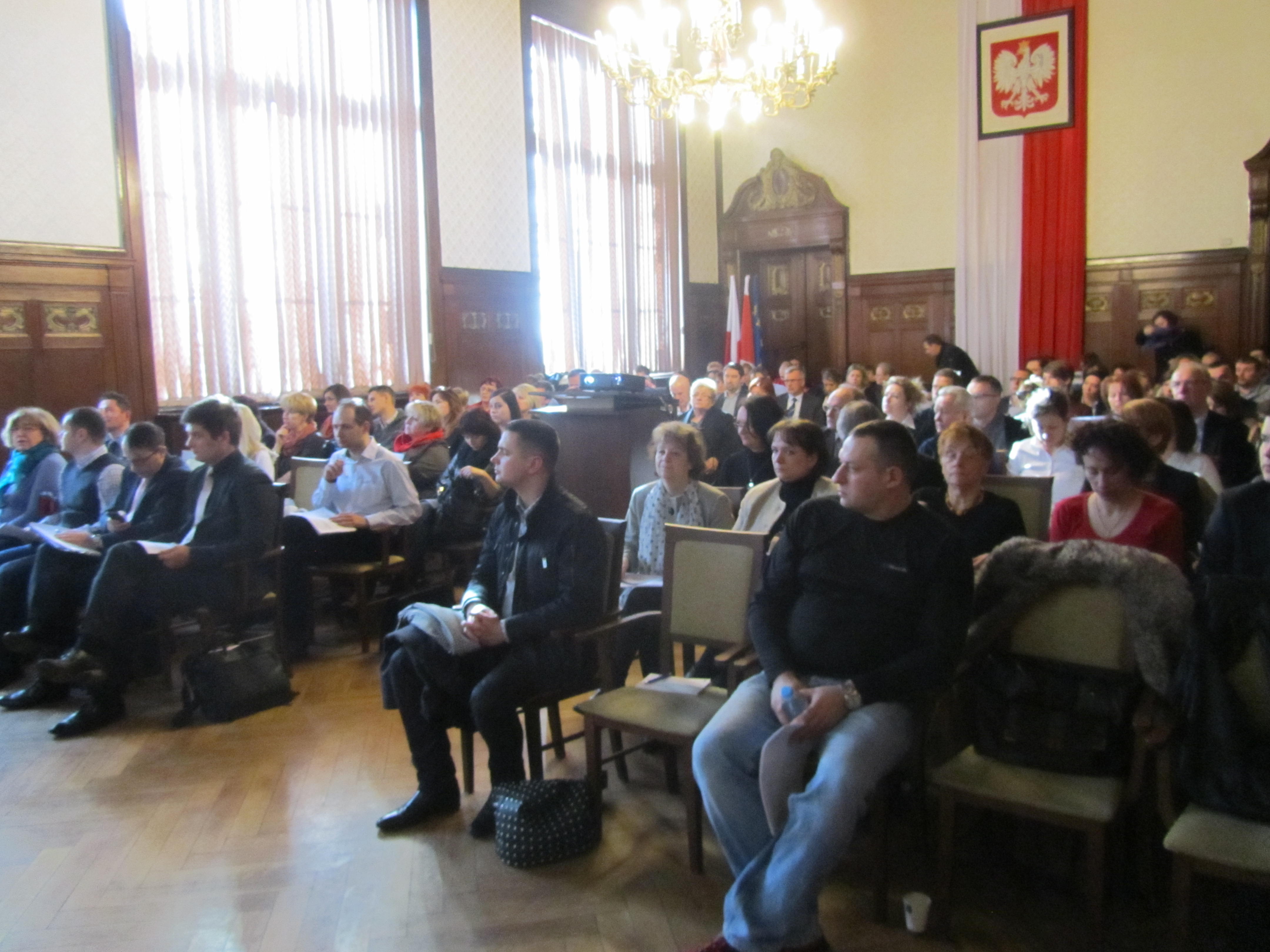 Na zaproszenie organizatorów odpowiedziało ponad sto osób, przedstawicieli organizacji pozarządowych z Pomorza Zachodniego.