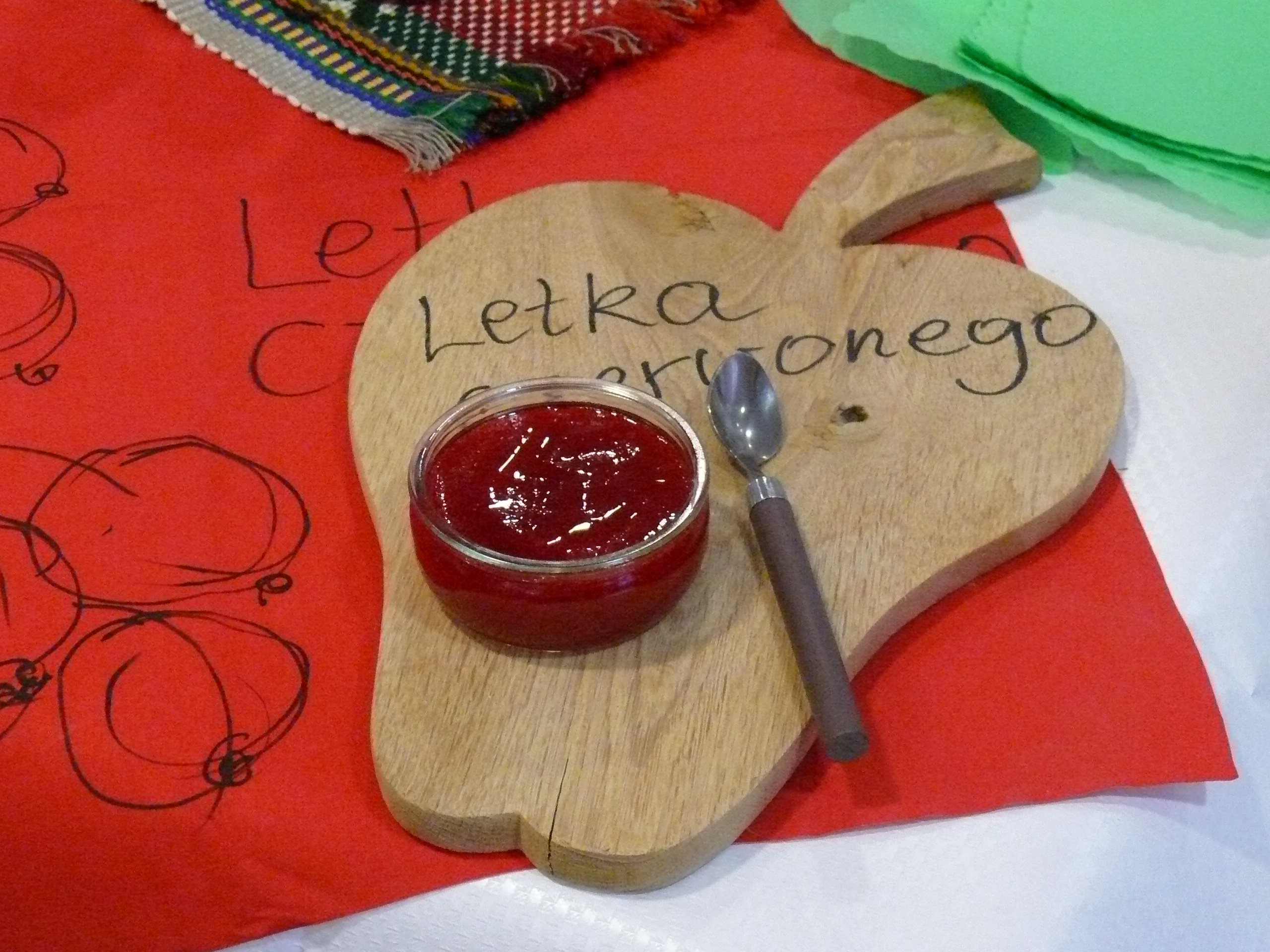 galaretka z czerwonych porzeczek, czyli „Letka czerwonego”