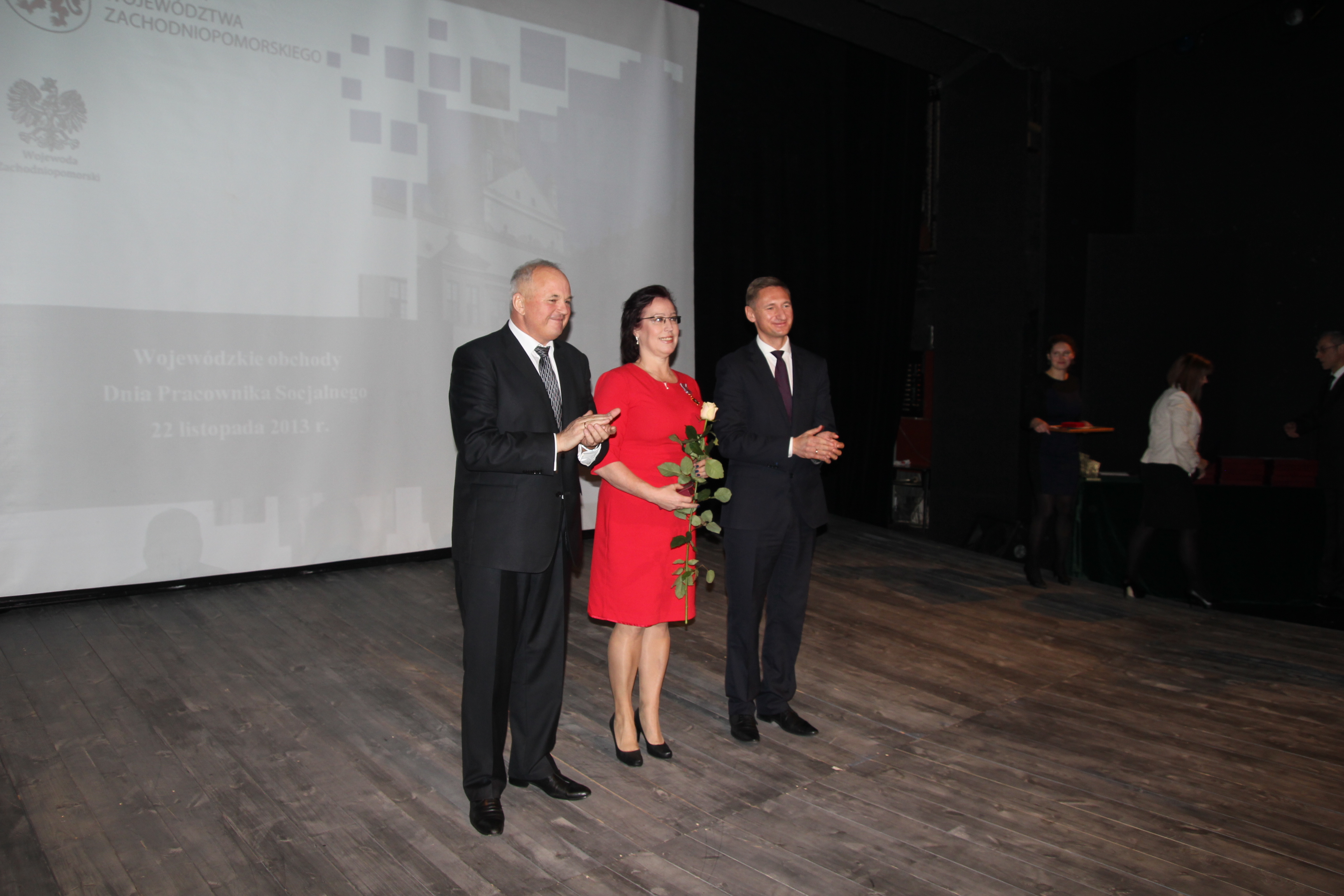 Pani Mirosława Zielonek odznaczona Złotym Krzyżem Zasługi z Marszałkiem Olgierdem Geblewiczem oraz Wicewojewodą Ryszardem Mićką