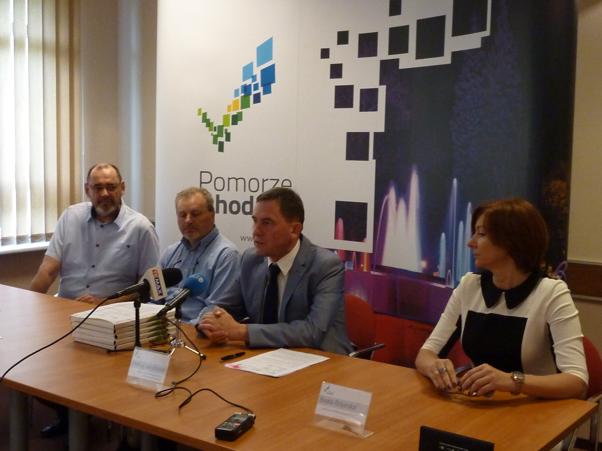 Spotkanie w Koszalinie wicemarszałka Województwa Zachodniopomorskiego Andrzeja Jakubowskiego z przedsiębiorcami, którzy otrzymają wsparcie ze środków RPO WZ na lata 2007-2013.