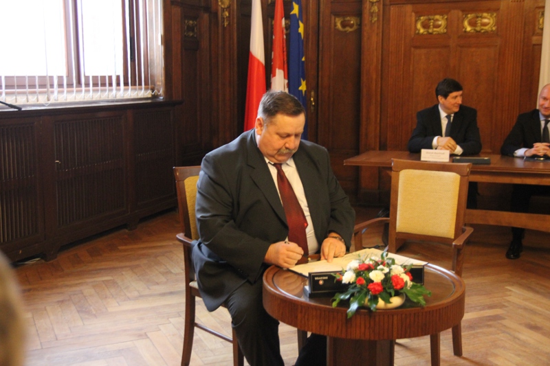 Wśród sygnatariuszy Listu był Andrzej Wyganowski, burmistrz najmłodszego miasta Pomorza Zachodniego - Stepnicy.