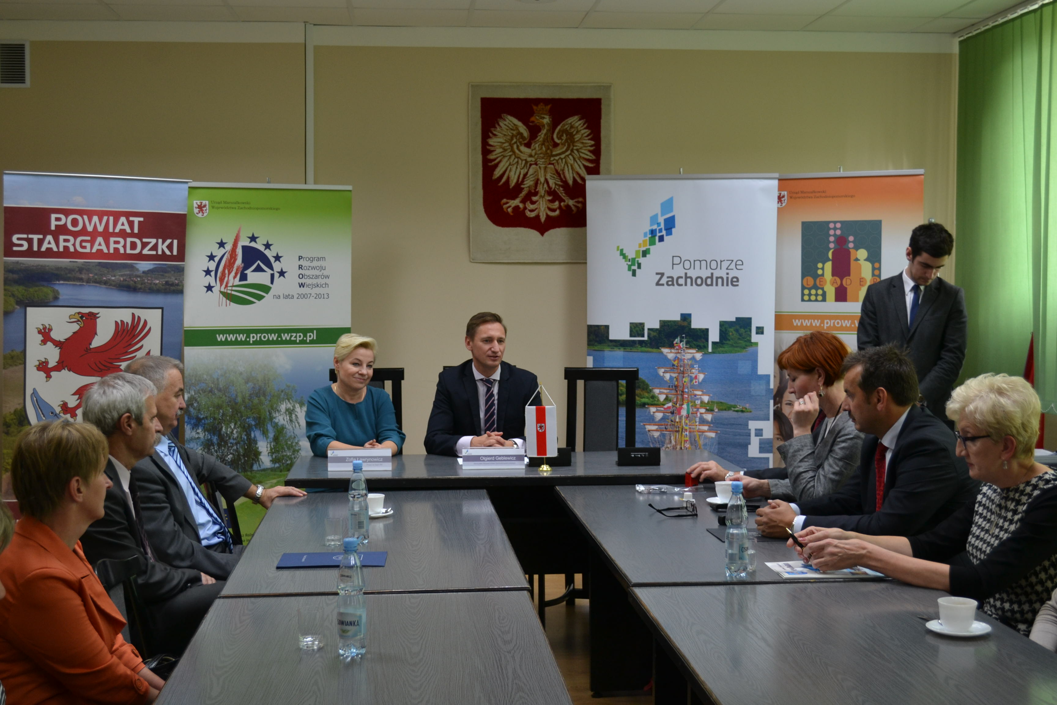 Podczas spotkania z beneficjentami projektów PROW, obok marszałka Olgierda Geblewicza - posłanka Zofia Ławrynowicz.