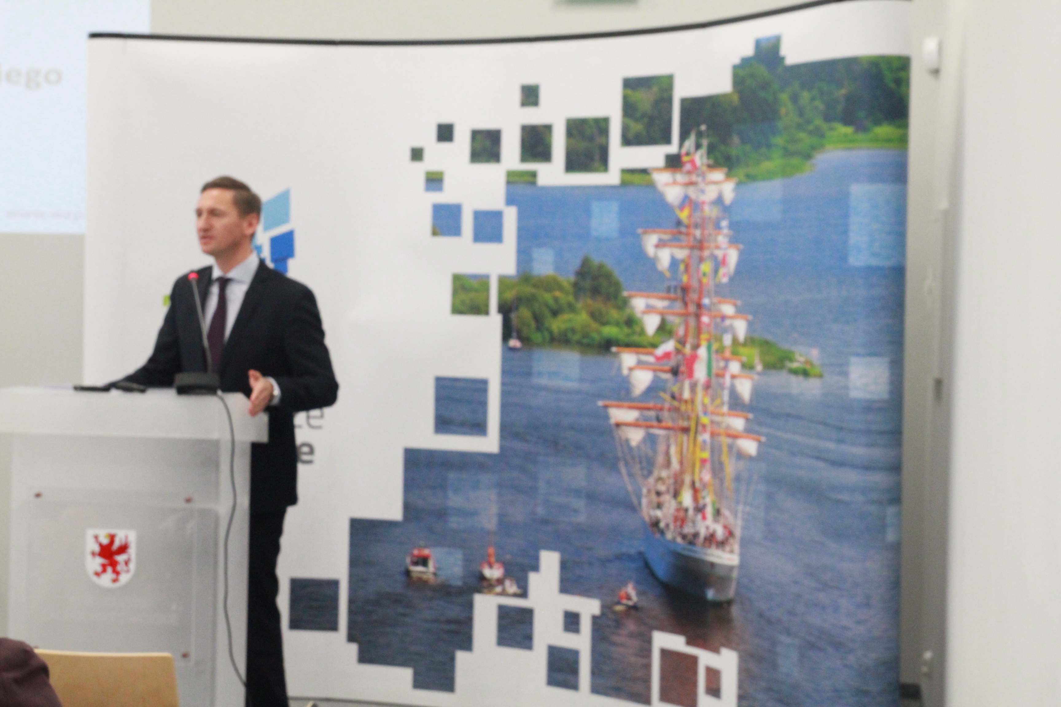 Wystąpienie inaugurujące konferencję - marszałek Województwa Zachodniopomorskiego Olgierd Geblewicz.