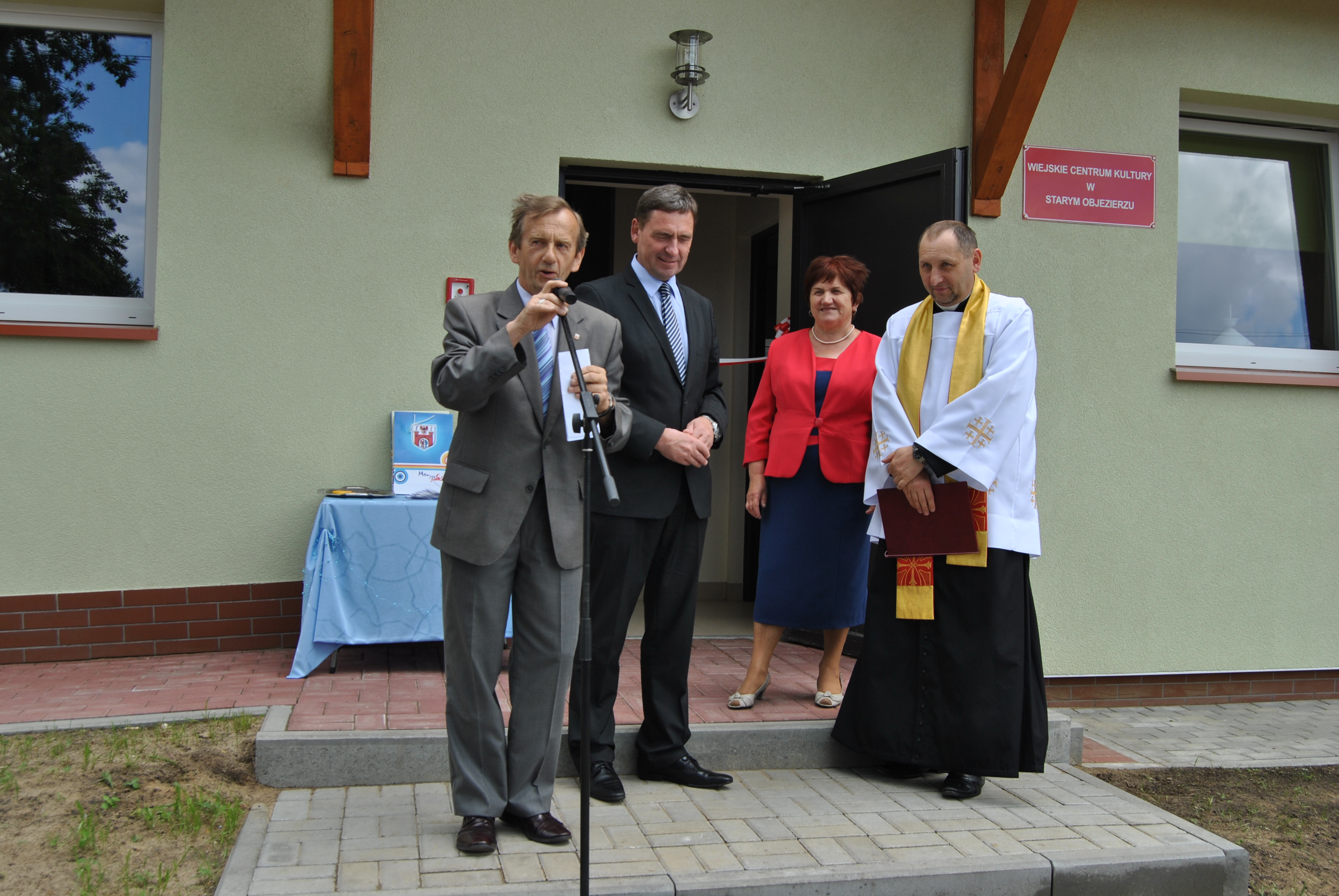 W otwarciu świetlicy wiejskiej w Starym Objezierzu (Gmina Moryń) uczestniczył Wicemarszałek Województwa Zachodniopomorskiego Andrzej Jakubowski.