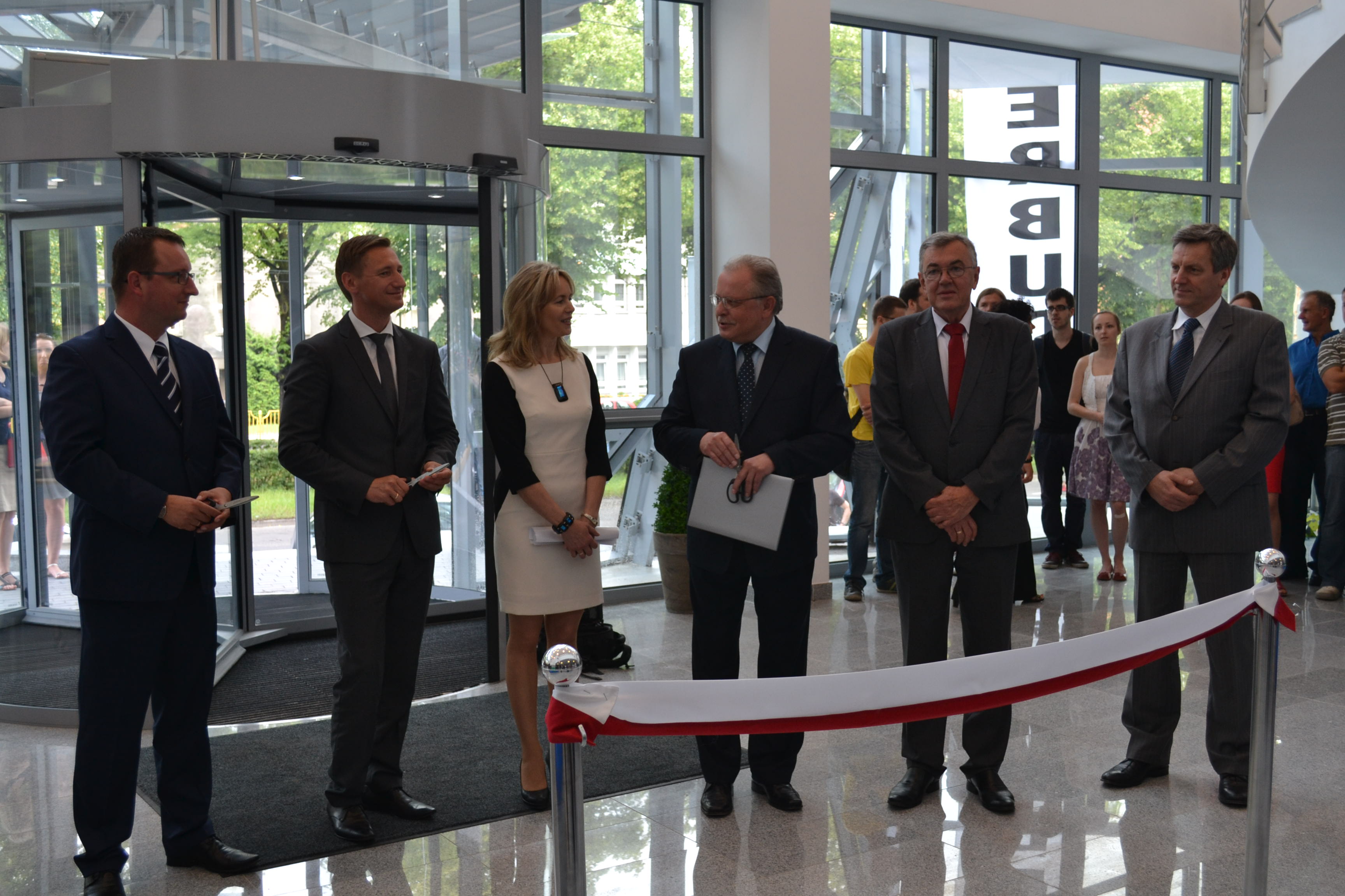 Marszałek Województwa zachodniopomorskiego Olgierd Geblewicz uczestniczył w oficjalnym otwarciu centrum nanotechnologii ZUT.