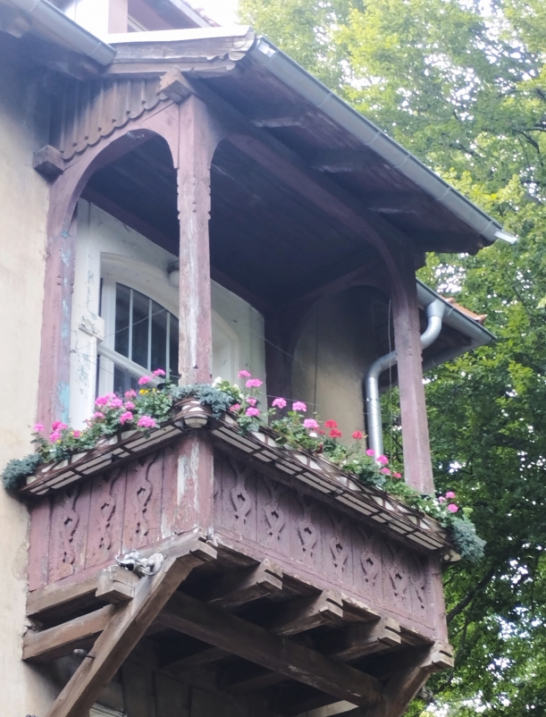 balkon przeznaczony do remontu w kamienicy przy ul. H. Siemiradzkiego 9 