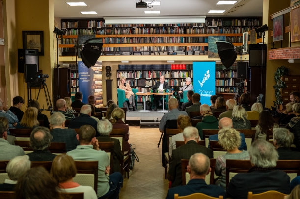 Spotkanie w ramach Otwartej Społeczności w Książnicy OPo