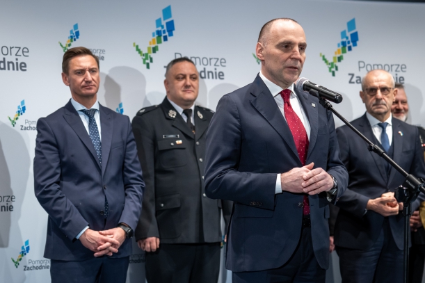 wojewoda Rudawski przemawia 