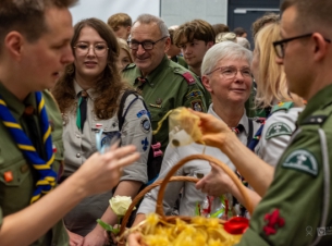 Uczestnicy uroczystej gali z okazji 80-leUczestnicy uroczystej gali z okazji 80-lecia Zachodniopomorskiej Chorągwi ZHPcia Zacxhodniopomorskiej Choragwi ZHP