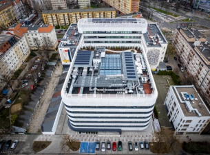 Siedziba Urzędu Marsząłkowskiego z otu ptaka. 