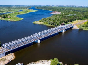 Widok na Odrę z lotu ptaku w okolicy Regalicy. 