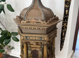 chrzcielnica, która przejdzie prace konserwatorskie