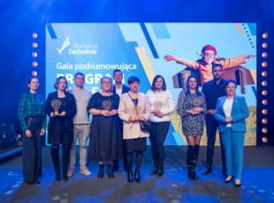 nagrodzeni społecznicy podczas gali