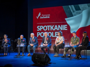 Międzypokoleniowa debata „Różne pokolenia, jedna Ojczyzna” z udziałem kombatantów, harcerzy i uczniów