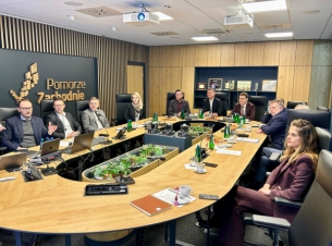 Marszałek Olgierd Geblewicz spotkał się w Urzędzie Marszałkowskim z przedstawicielami ARP oraz branży offshore